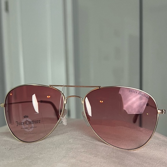 NWOT Juicy Couture Pink Lens With Gold Accent Heart - Picture 6 of 10